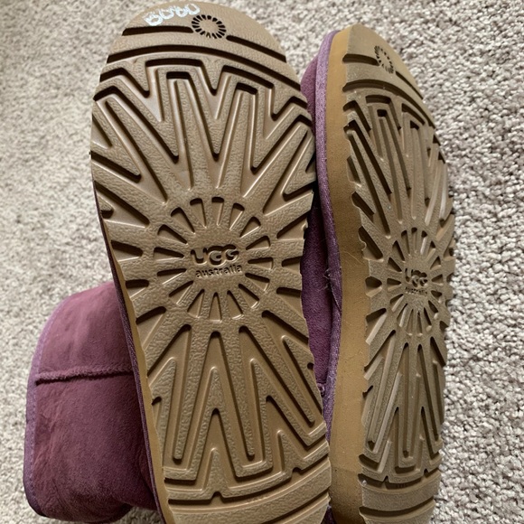 UGG Classic Short boots - Picture 1 of 5